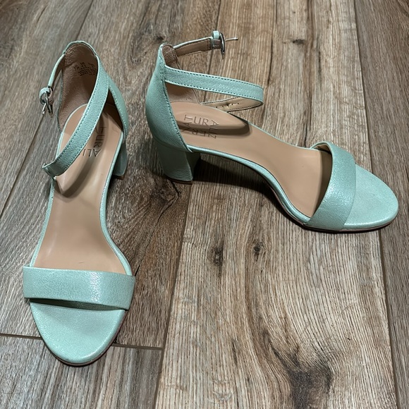 Naturalizer Vera dress sandal heel - spring mint leather size 7 wide - Picture 7 of 12